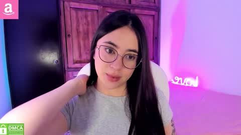 Aliceee  ..   97YP9VWGZHrefnav wishlist lists 1 online show from March 3, 5:31 pm