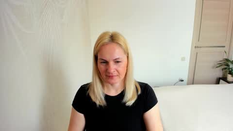 Alicee online show from March 18, 9:48 am