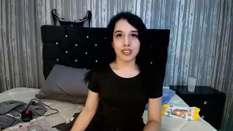 alicee_moonn online show from November 28, 11:23 pm