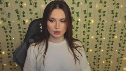 aliceimonta online show from February 25, 2:42 pm