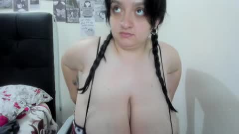 Aliceinboobieland online show from July 5, 1:53 am