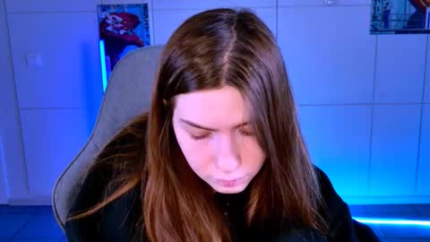 Alice online show from October 30, 5:30 am