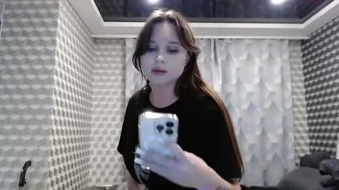 Alicemayflowerr online show from November 18, 6:22 pm