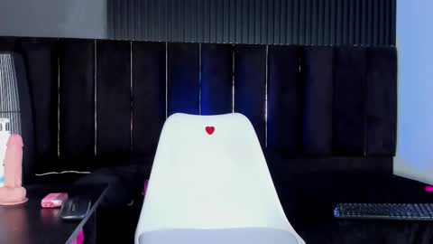 Alice online show from February 19, 8:01 am