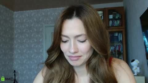 Alicia online show from November 14, 9:22 am