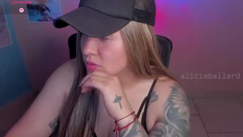 Jennyfer online show from June 20, 8:48 pm