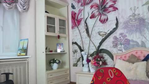 Veronica online show from March 4, 3:09 pm