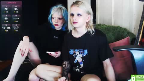 Alien Bella online show from December 9, 1:07 am