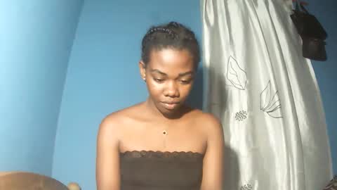 alihane21 online show from February 11, 6:34 pm