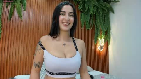 aliice_diaz online show from April 15, 7:58 pm