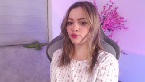 Alicia en el pas de las maravillas online show from December 14, 11:55 pm