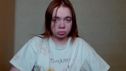 Alice online show from November 19, 4:39 pm