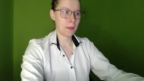 alinasei online show from April 15, 1:14 pm