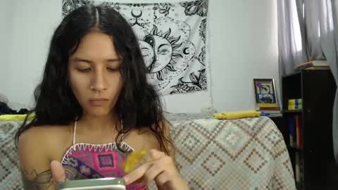 Snapshot of alinawoolf_ chatting on December 27, 10:16 pm  Ali  online show from December 27, 10:16 pm