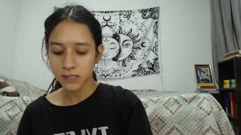 Snapshot of alinawoolf_ chatting on December 26, 1:40 am  Ali  online show from December 26, 1:40 am