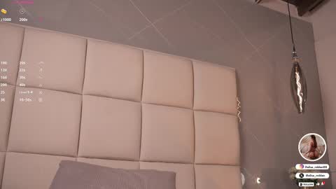     online show from March 8, 3:02 pm