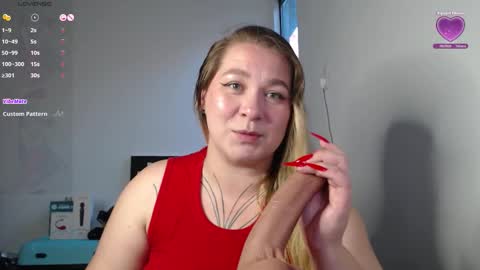 Snapshot of alisa_u chatting on October 22, 9:38 pm alisa_u online show from October 22, 9:38 pm