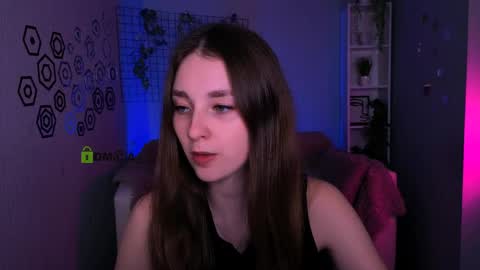 Alisa online show from April 6, 7:15 pm