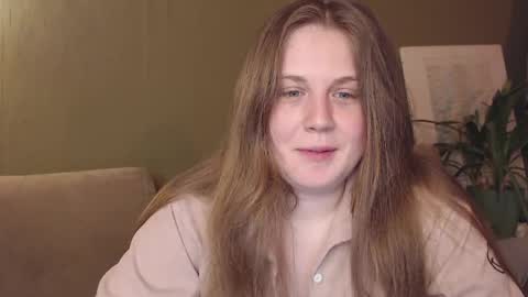 alisaxxxshy online show from May 20, 9:43 pm