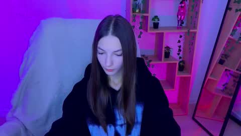Alise online show from October 8, 6:19 am