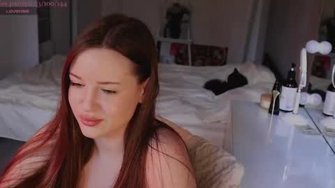 Hey there Im a Hookah Girl online show from May 7, 8:43 am