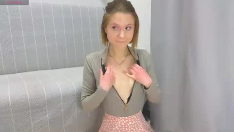 Alisia online show from March 18, 10:54 am