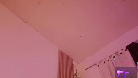 Mia online show from October 24, 2:12 am