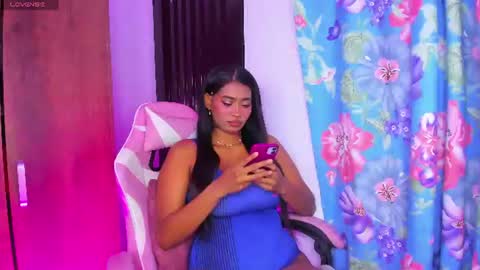 alissa_smith_ online show from July 28, 5:49 am