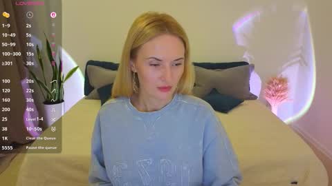 alisssarose online show from December 4, 10:09 pm