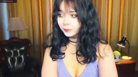 Emily online show from June 21, 10:10 am