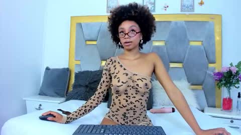 Aliyah... online show from December 2, 8:29 pm