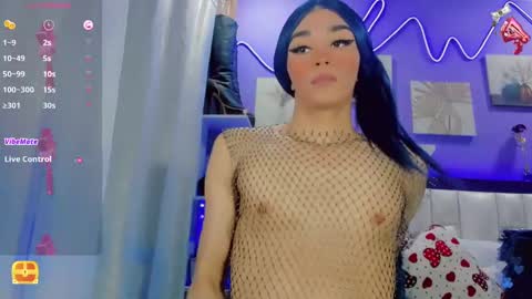 Snapshot of aliz_free chatting on January 23, 2:55 am aliz_free online show from January 23, 2:55 am