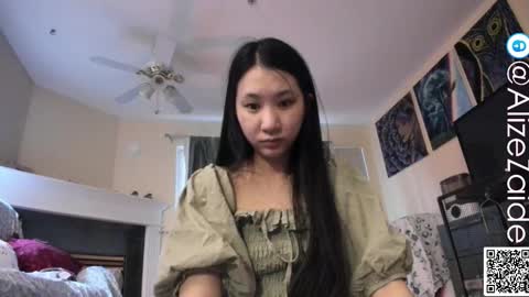 Alize Zaide online show from December 16, 7:42 pm