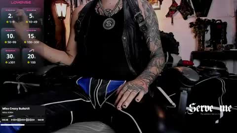   online show from April 24, 7:05 pm