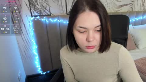 Snapshot of alli_zi chatting on February 9, 5:50 am Blair online show from February 9, 5:50 am