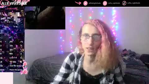 Allie Nightshade online show from December 25, 11:20 pm