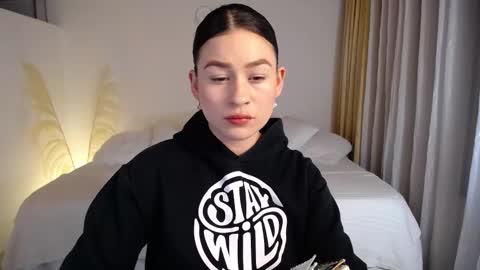 Allie  online show from January 13, 11:23 pm