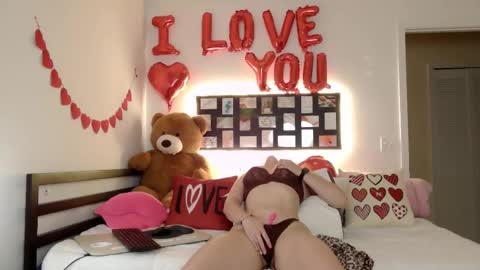 Alli online show from February 6, 10:23 pm