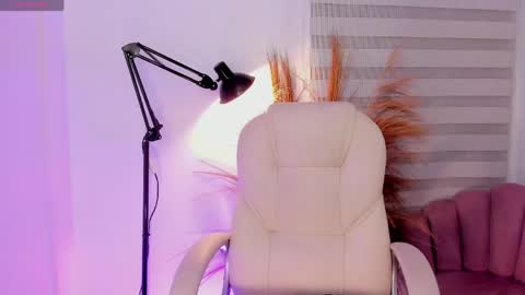 Allison online show from April 16, 11:10 am