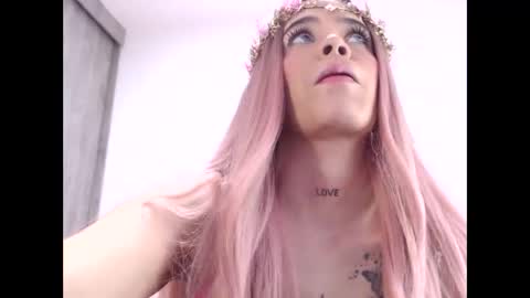 Salome  online show from April 26, 6:22 am