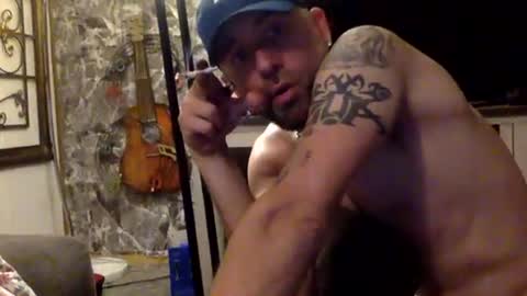 allitrunnin online show from April 21, 8:10 am