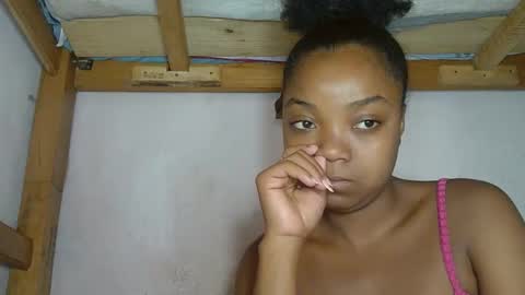 allizida01 online show from February 4, 6:06 am