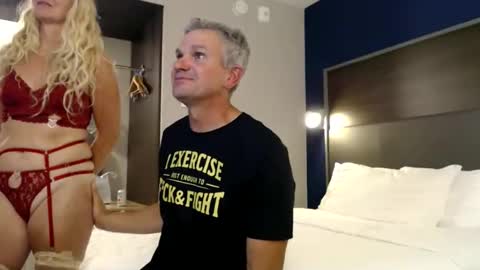 allnaked4 online show from May 14, 12:31 am