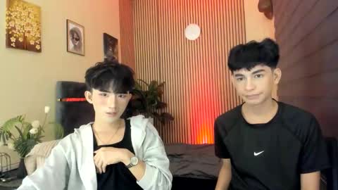 kim and josh online show from November 9, 3:48 pm