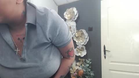         online show from March 26, 7:52 pm