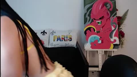 alma_art_ online show from February 16, 10:41 pm