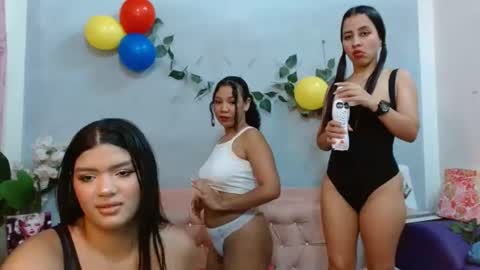 alma_meza online show from July 6, 1:41 pm