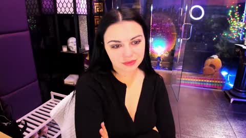 Snapshot of alma_pearl chatting on February 27, 7:19 am Alma online show from February 27, 7:19 am