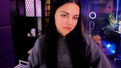 Snapshot of alma_pearl chatting on September 17, 5:44 am Alma online show from September 17, 5:44 am