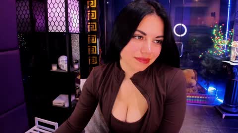 Snapshot of alma_pearl chatting on September 19, 6:06 am Alma online show from September 19, 6:06 am